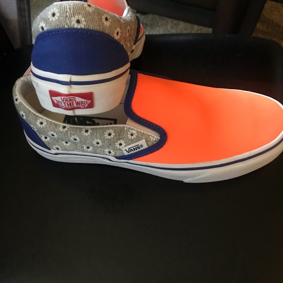 Custom made vans shoes. Size 7.5. - Picture 4 of 4